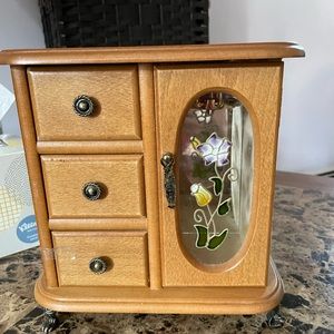 Jewelry organizer